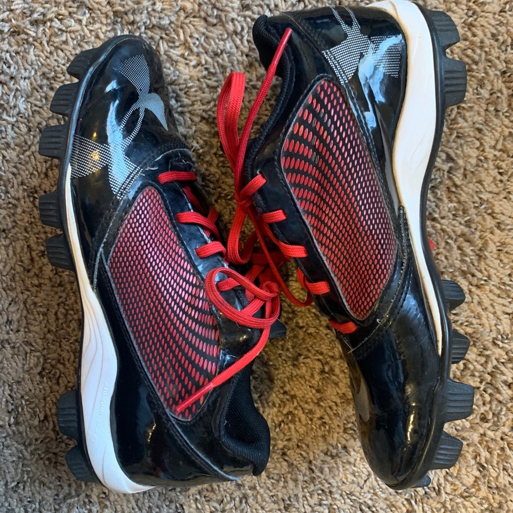 Under Armour Youth Cleats